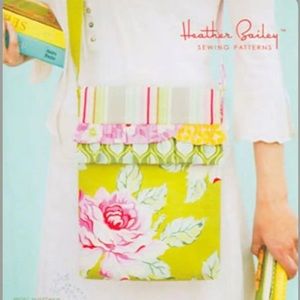 Heather Bailey Smarty Girl book Bag mini pattern - Condition New